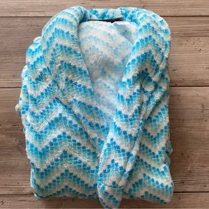 Woman’s Hotel Spa Robe Blue White One Size Fits Most Brand New